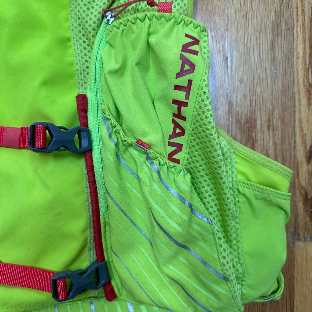 Nathan Pinnacle Running / Hydration Vest
12L, size L - Picture 2 of 4